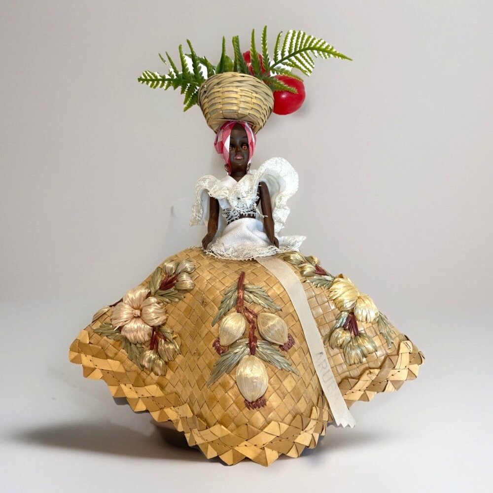 Vintage Handmade Souvenir Doll Aruba Caribbean Straw Blinky Moveable Eyelids